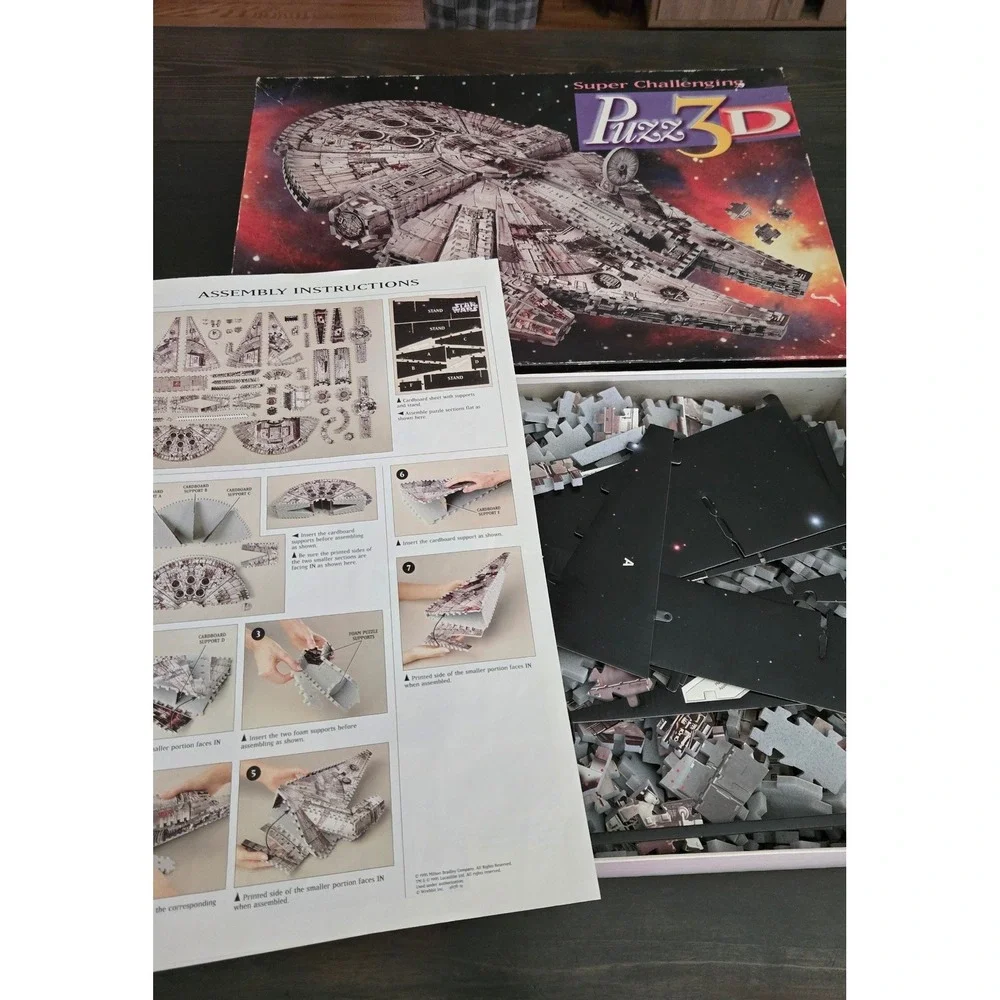 Star Wars Millennium Falcon Puzz 3D Puzzle 1996 Milton Bradley Wrebbit 45711